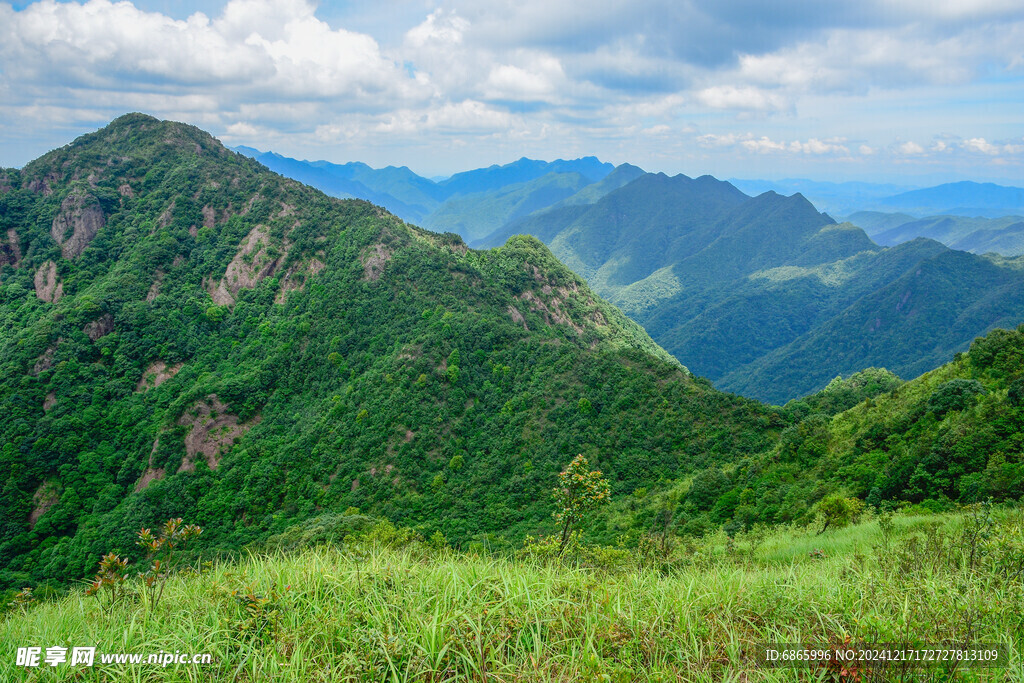 白溪最高峰燕子岩