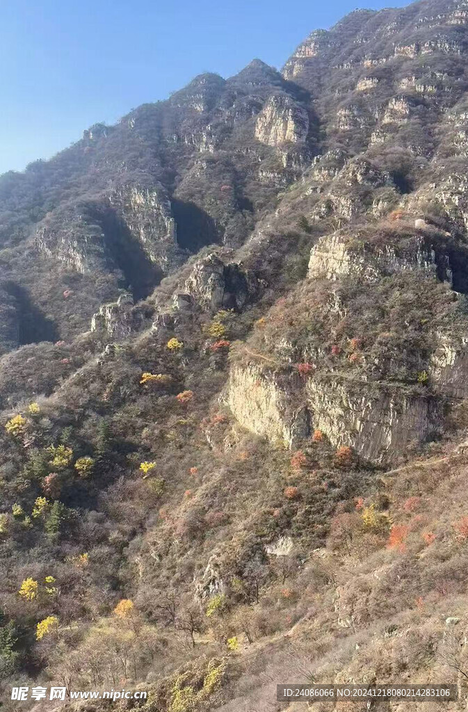 绵延高山  