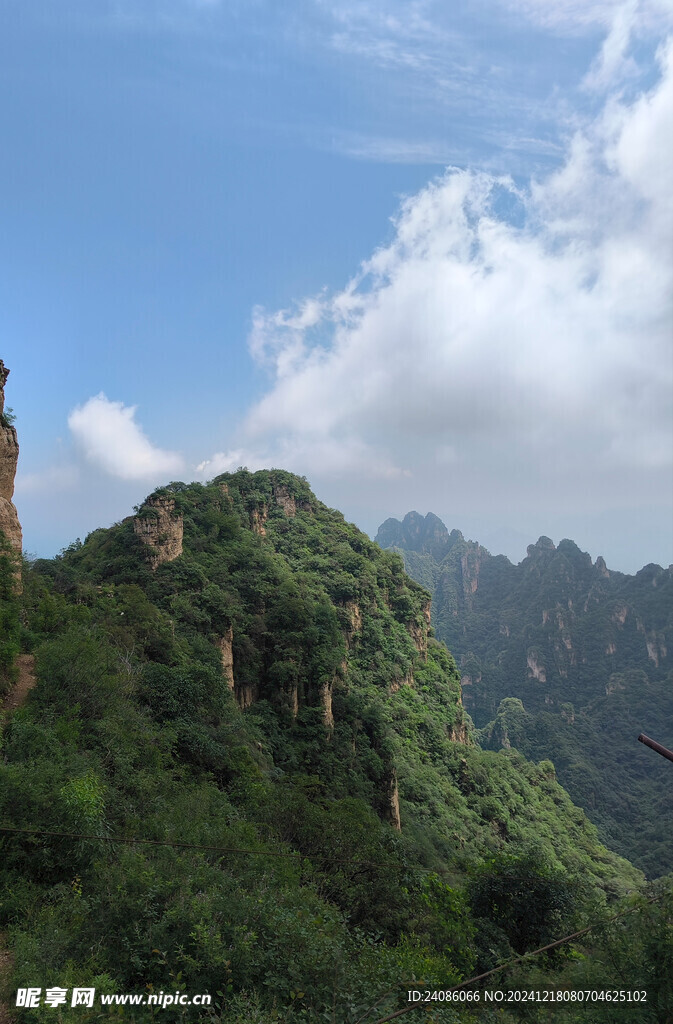 绵延高山