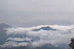 绵延高山云层