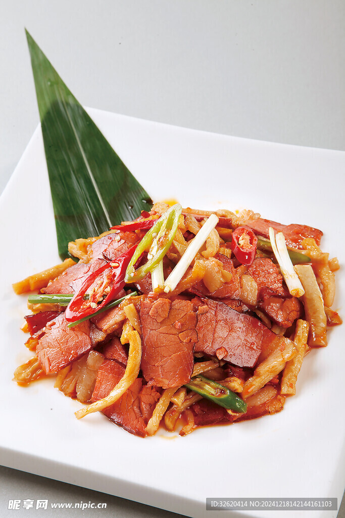 萝卜干炒腊肉 