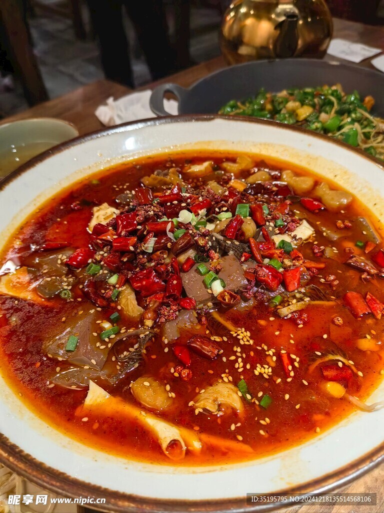 毛血旺
