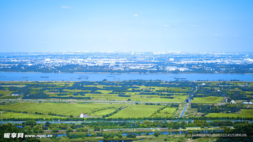 圌山远景