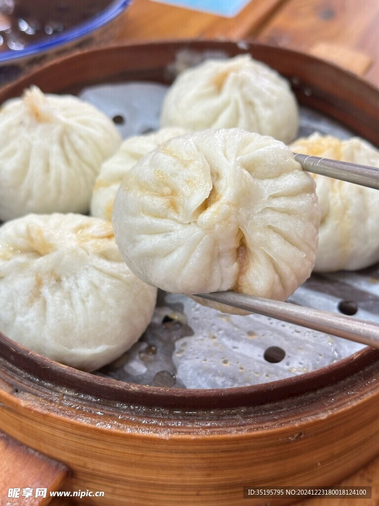 小笼包
