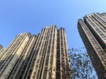 仰拍建筑