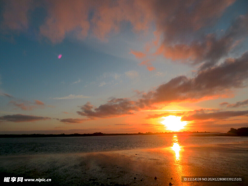 海滨夕阳风景