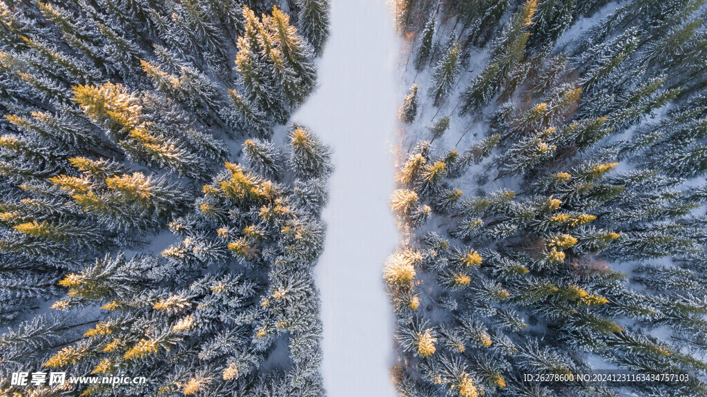 航拍雪景