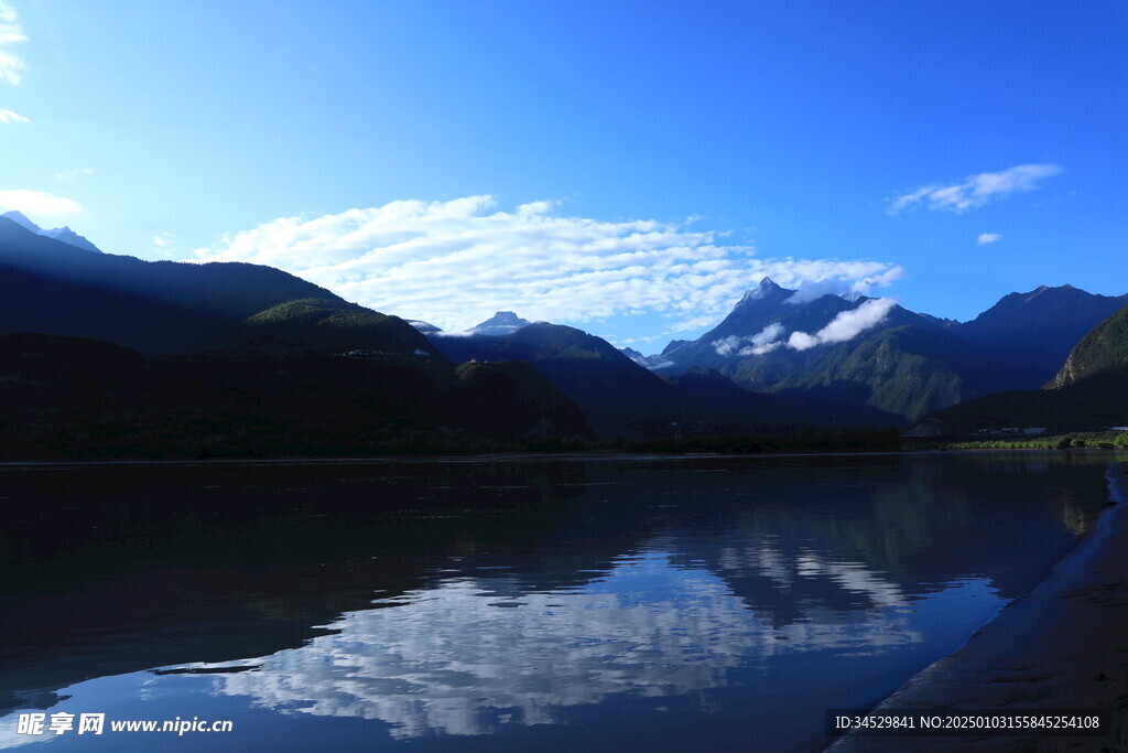 南迦巴瓦峰