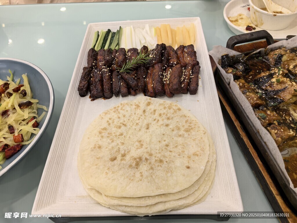 炸酥肉卷饼