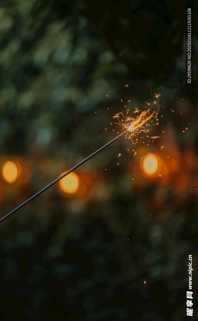 烟花  