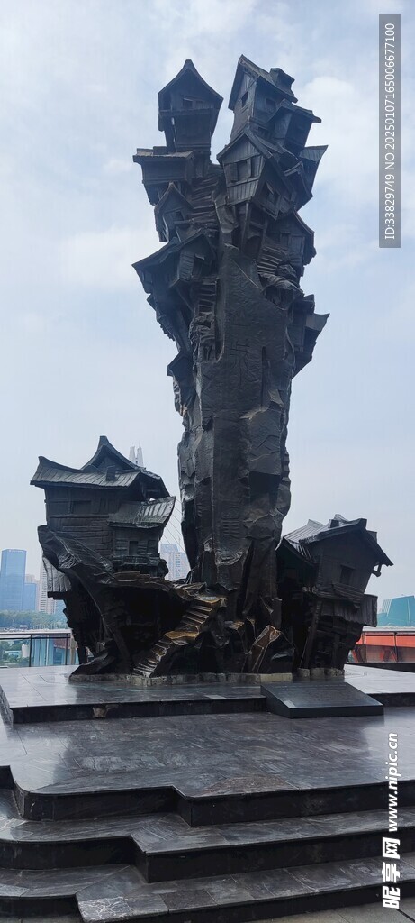 洪崖洞顶端