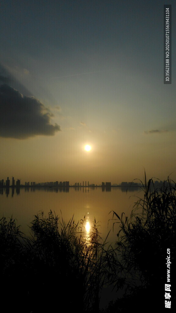 湖边风景