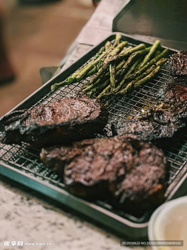 牛排  