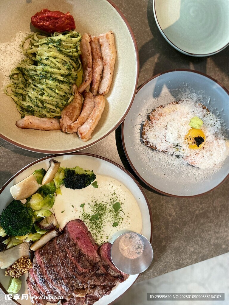 牛排  
