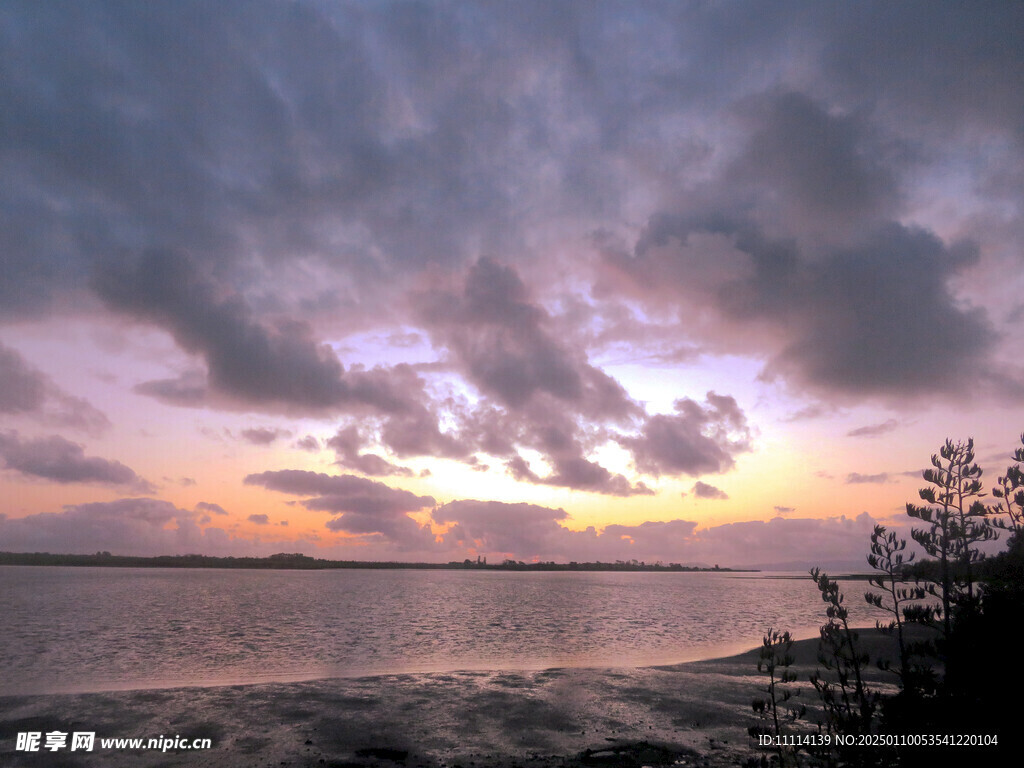 海滨黄昏风景