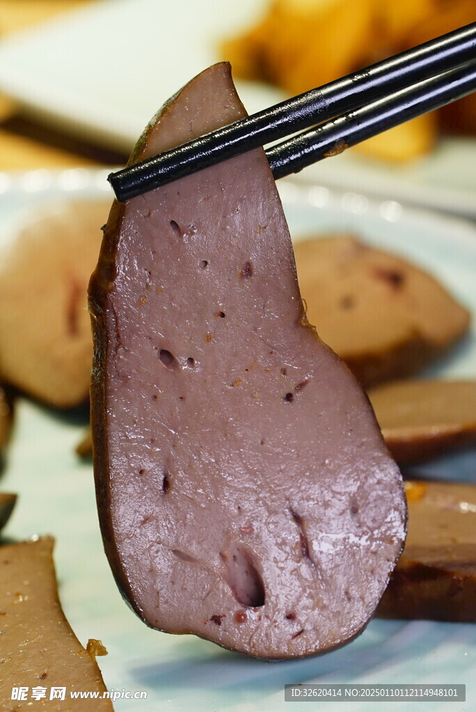 卤鹅肝