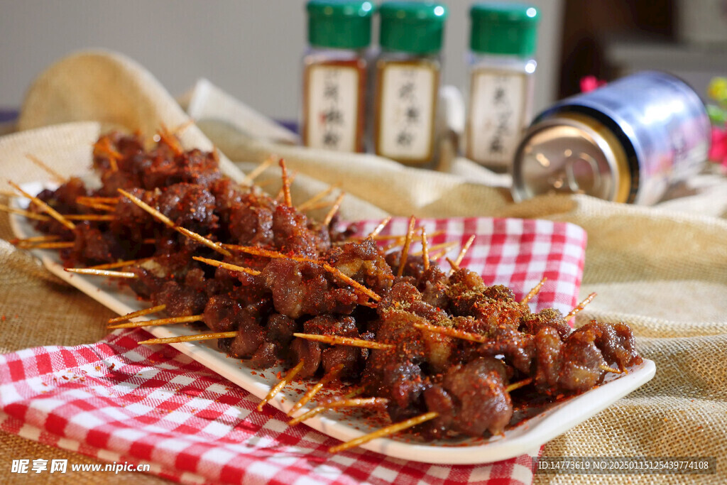 香辣牙签烤肉