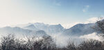 水墨远山背景