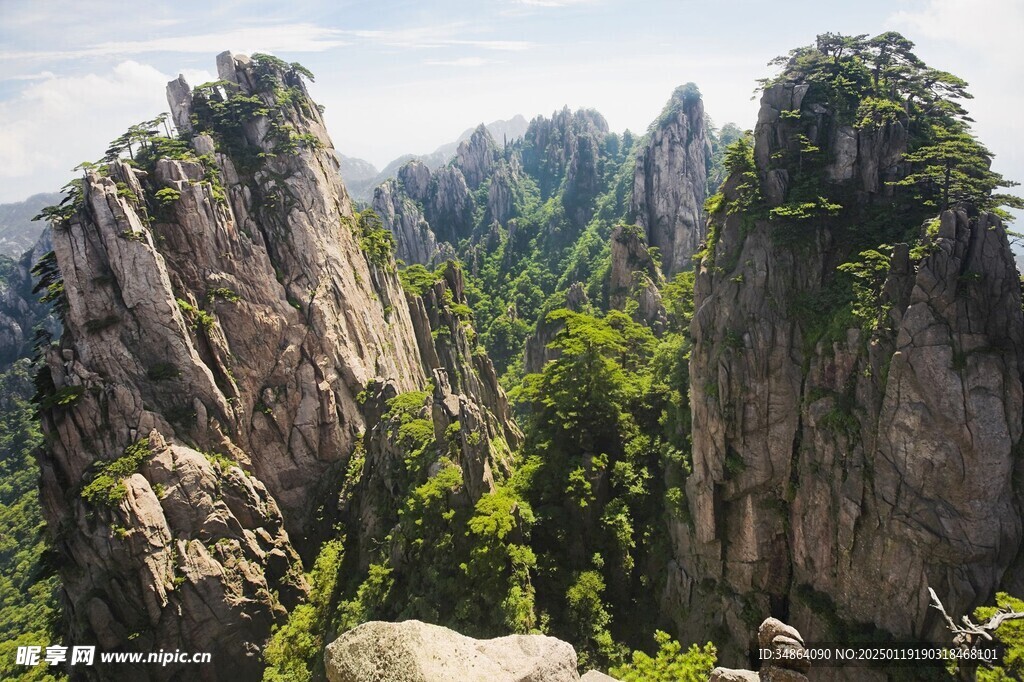 黄山怪石图片