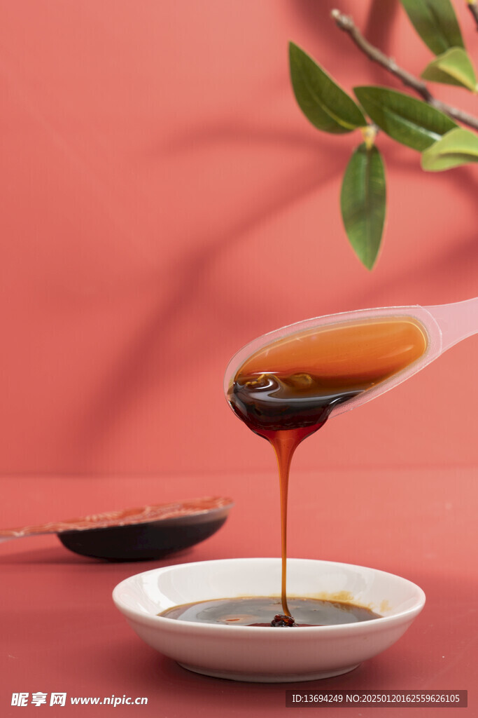 膏体流动实拍原图