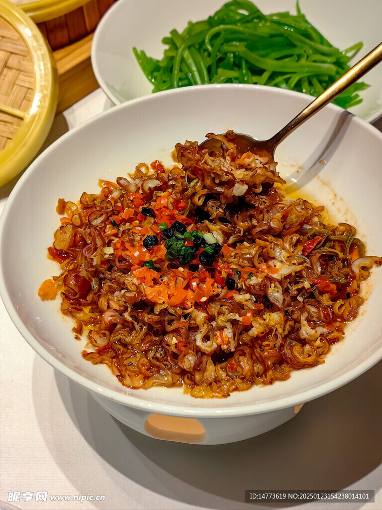 香辣猪肉皮丝