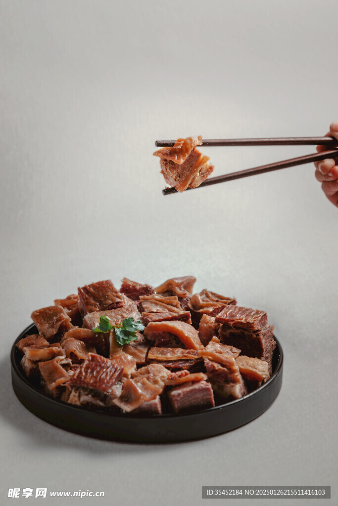 卤牛肉