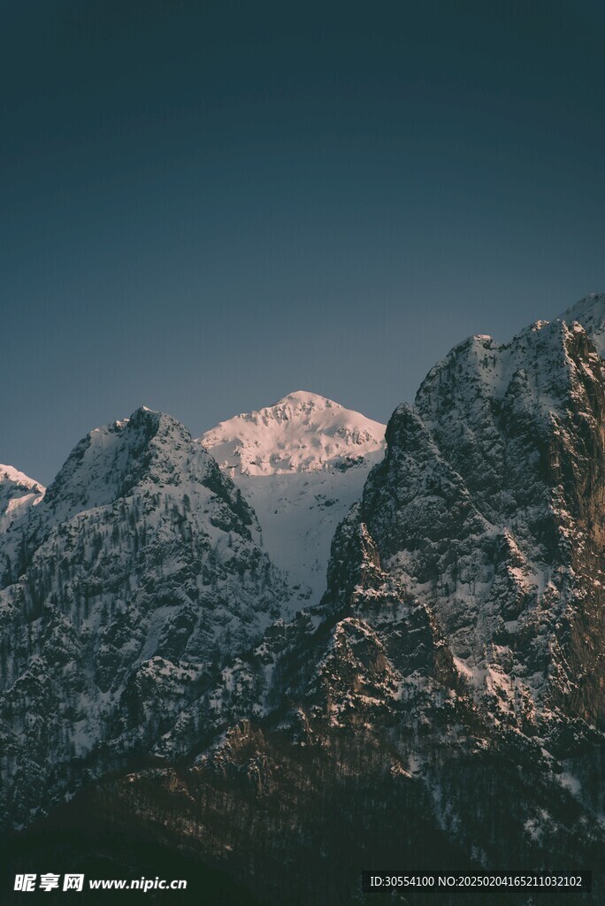 山脉山峰图片