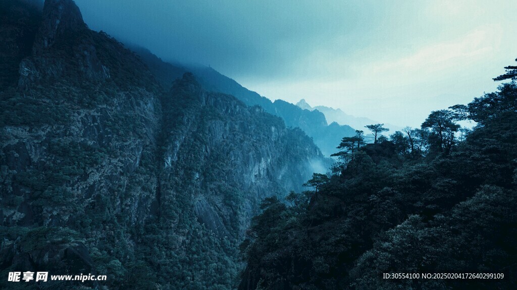 山脉山峰图片