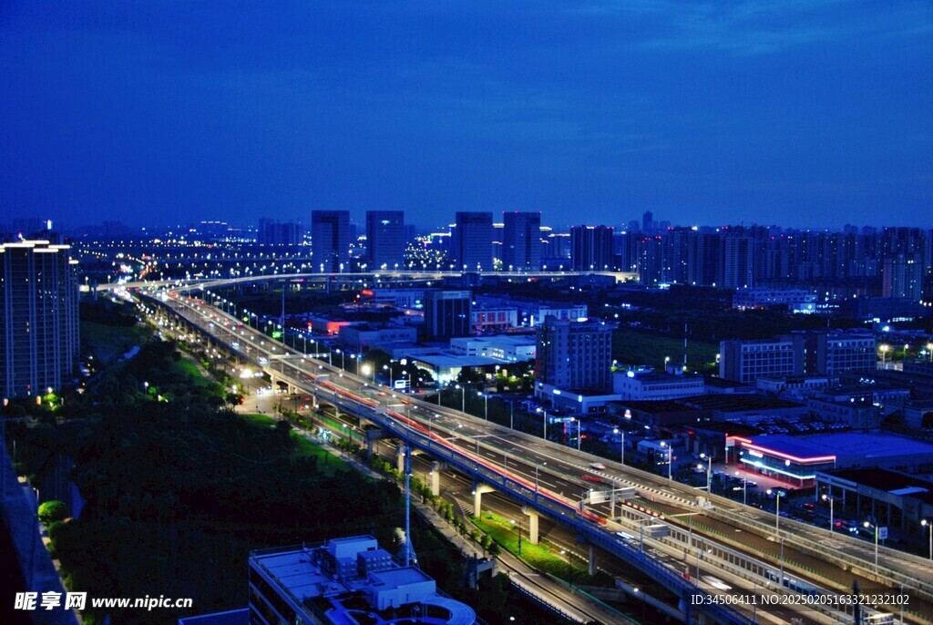 嘉兴快速路夜色