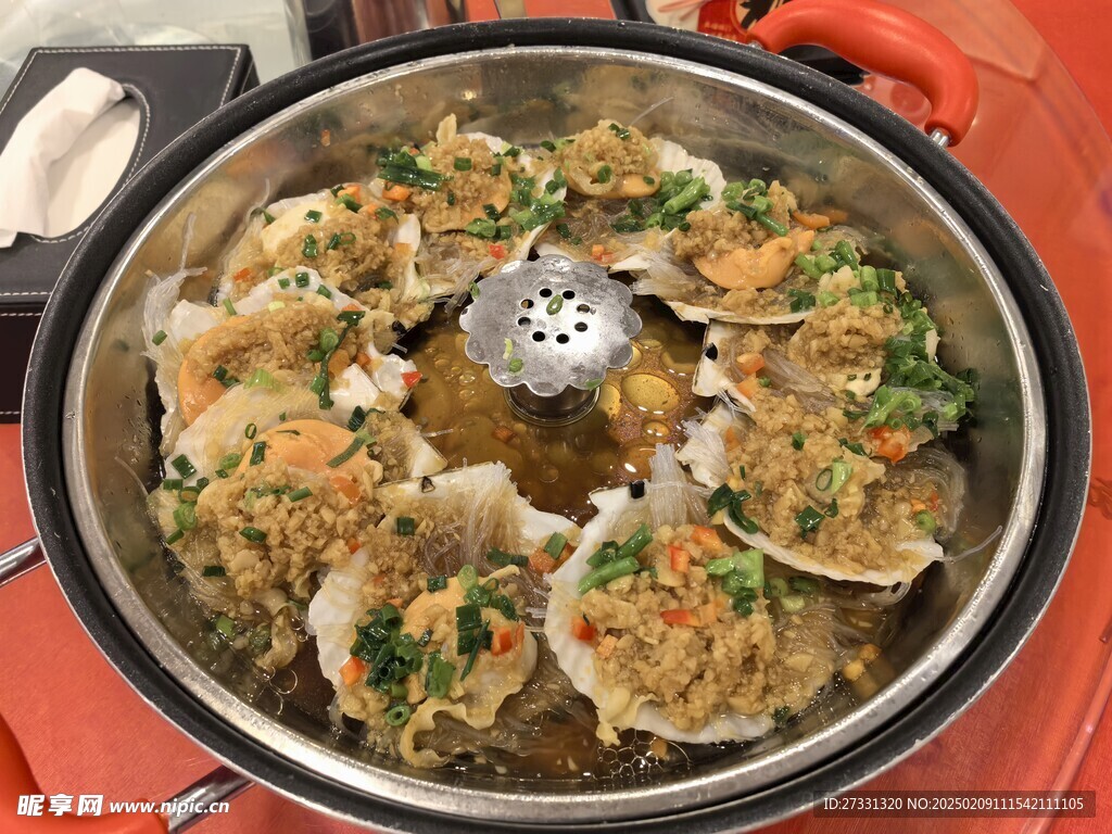 蒜蓉粉丝蒸扇贝