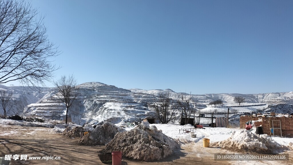 大山雪景