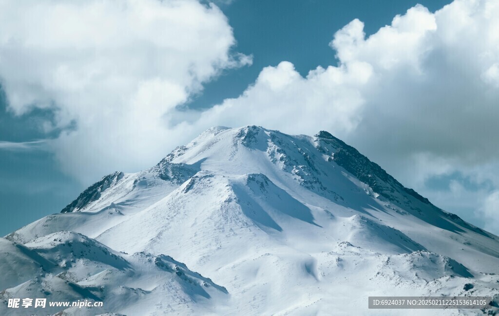 雪山