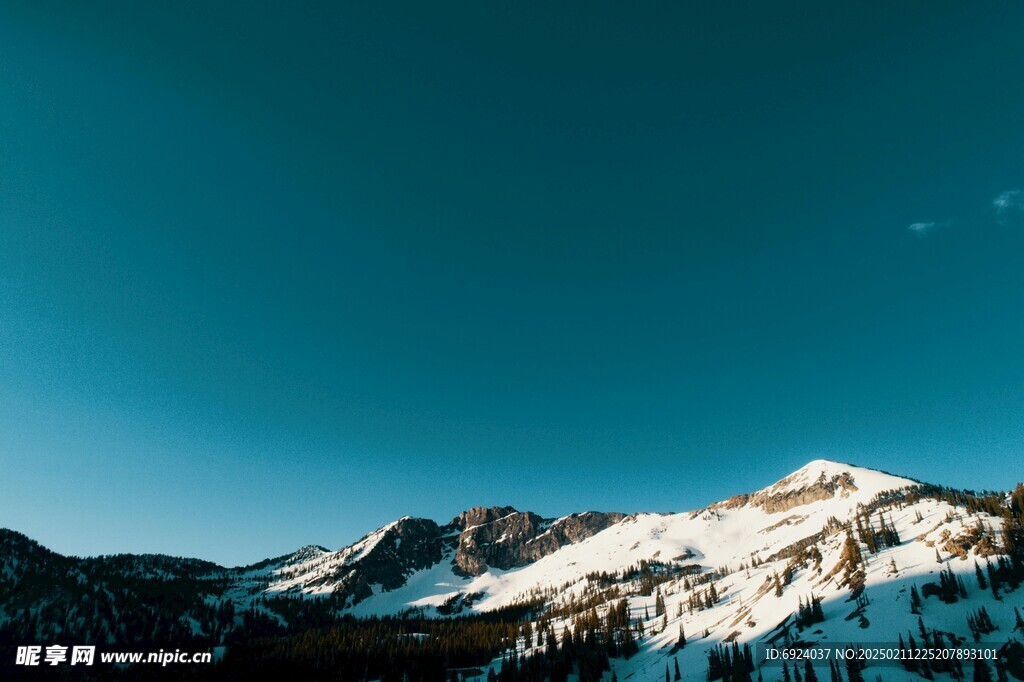 雪山