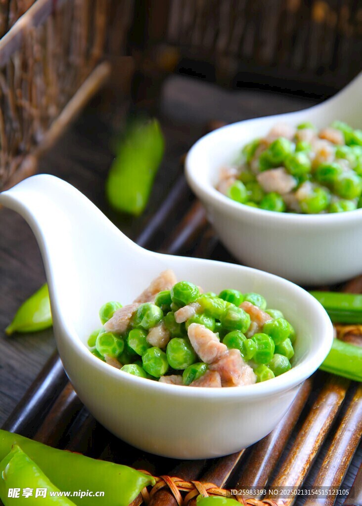 肉片炒豌豆
