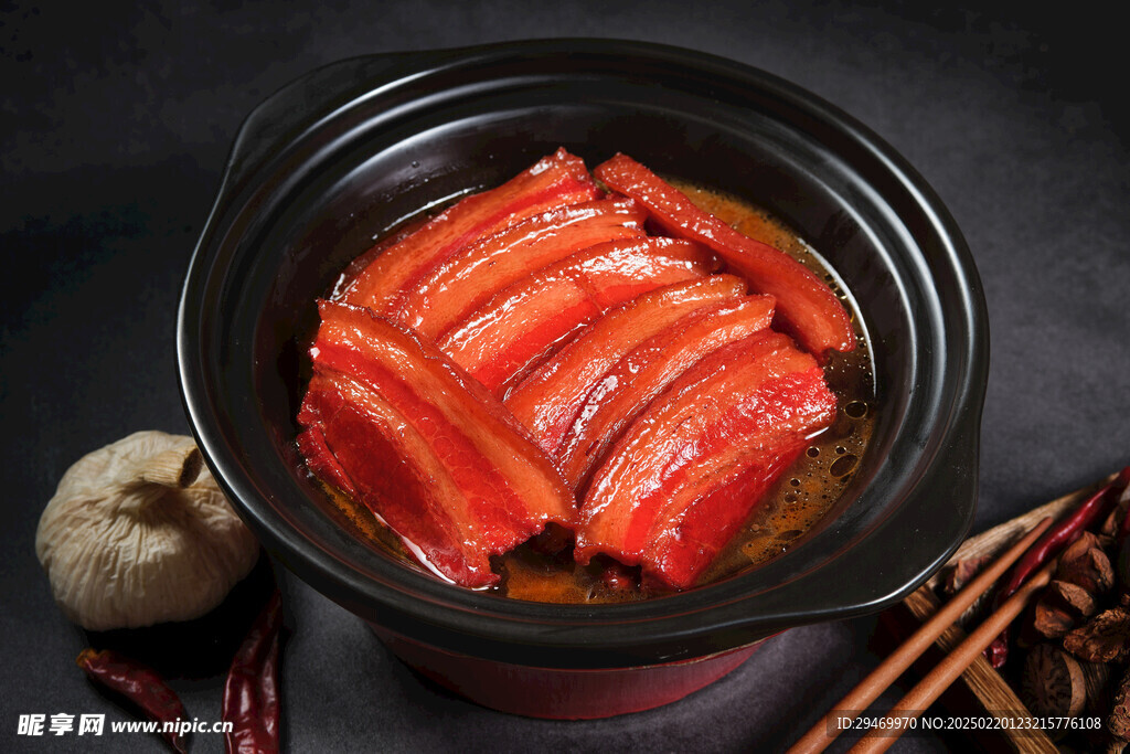 砂锅把子肉