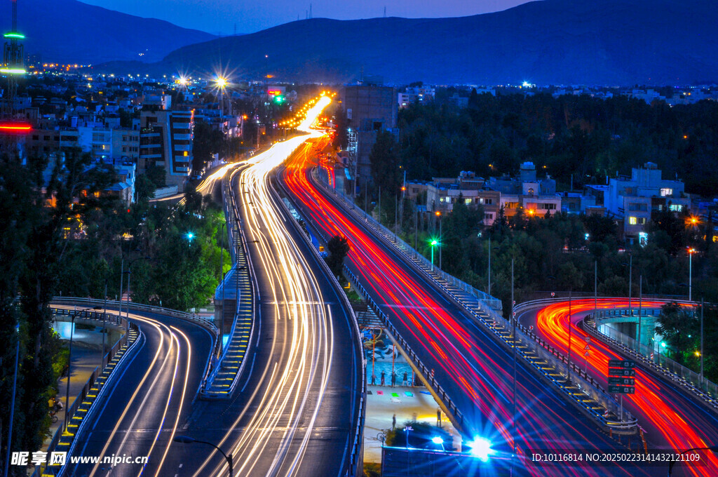公路夜景