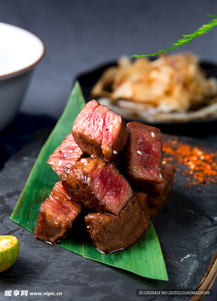黑椒牛肉粒
