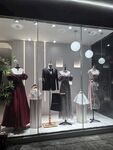 婚纱店橱窗