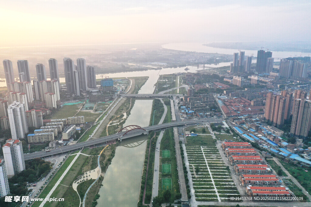 城市建筑全景