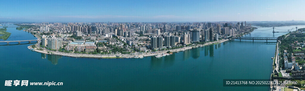 城市建筑全景