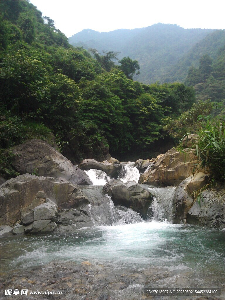 太和古洞溪水