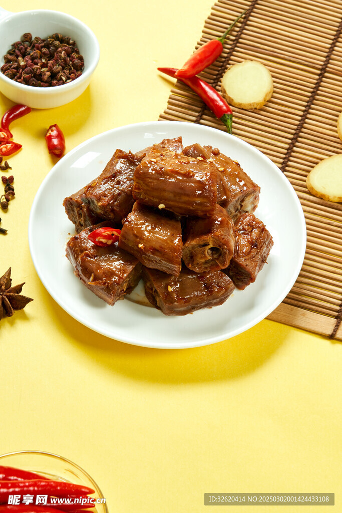 卤鸭脖