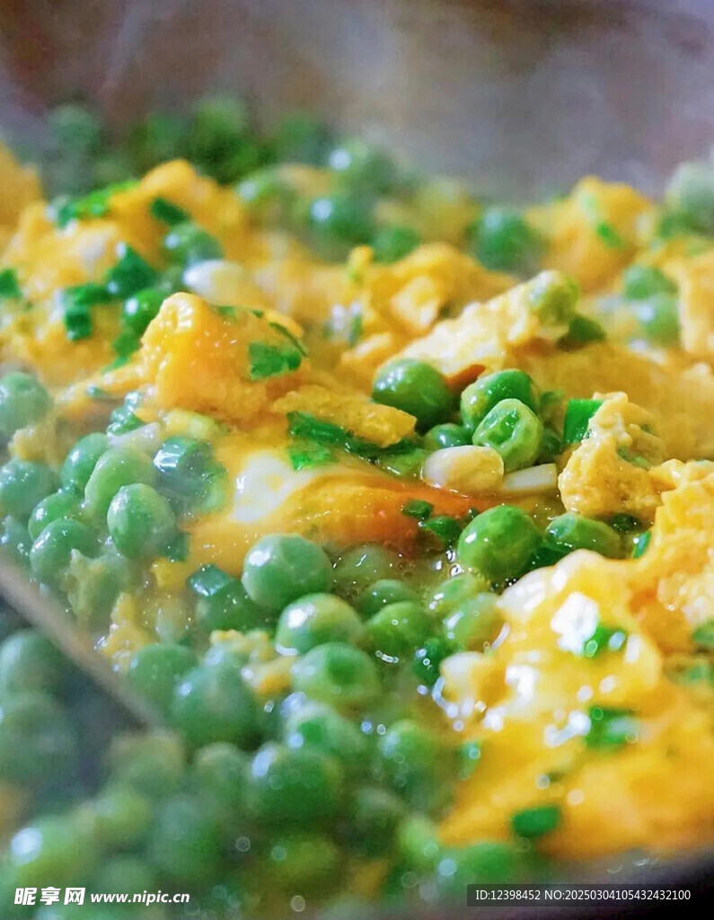 豌豆炒鸡蛋