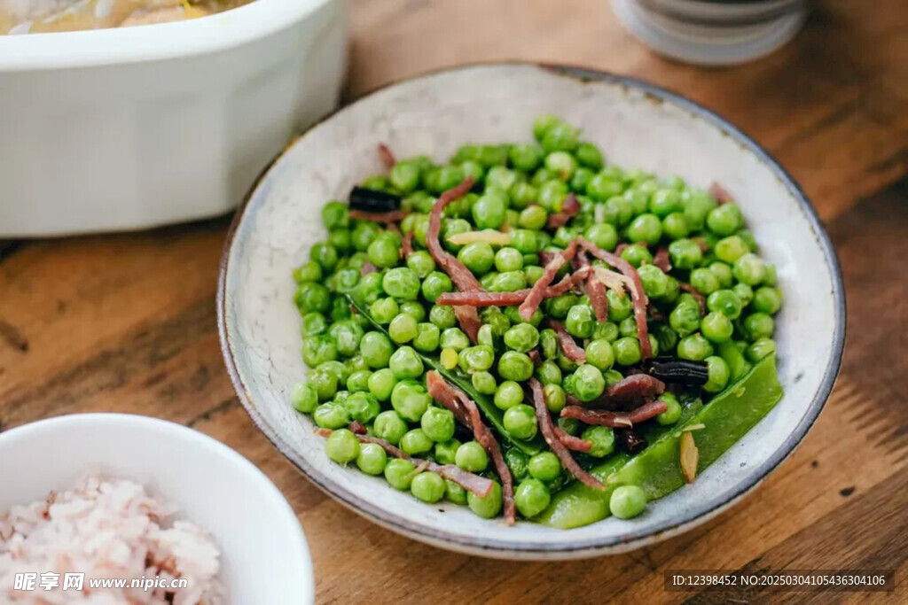 豌豆炒肉