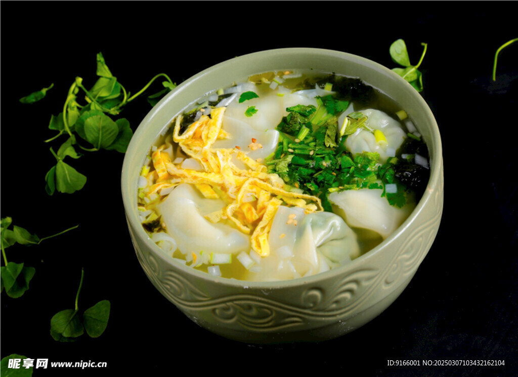 荠荠菜馄饨