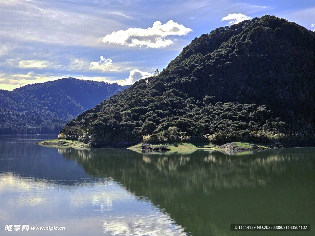 奥克兰南区水库风景