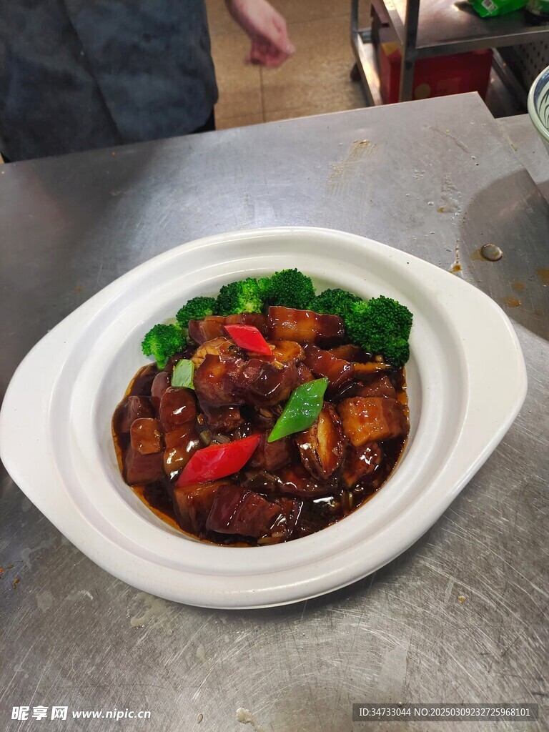 鲍鱼红烧肉