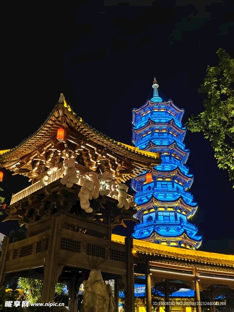 怀远塔夜景