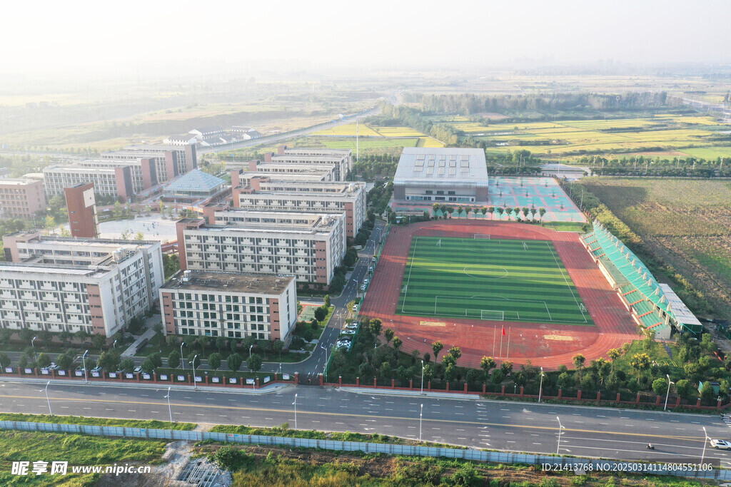 学校操场