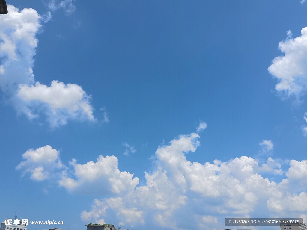 白云和蓝天